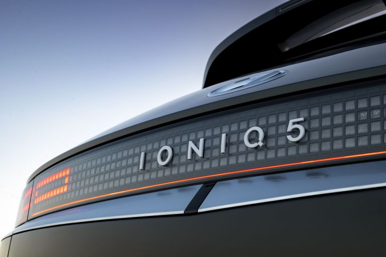 2021 Hyundai Ioniq 5 - UK version 654732