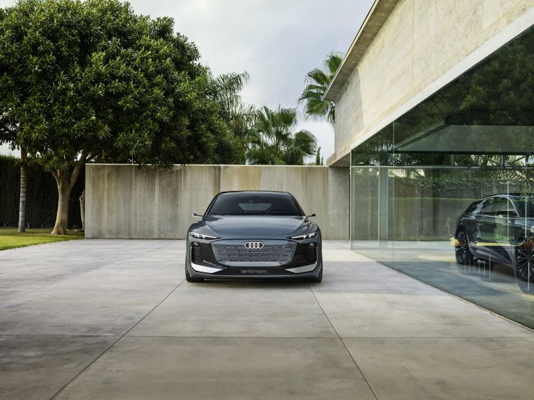 2022 Audi A6 Avant e-tron concept 666728