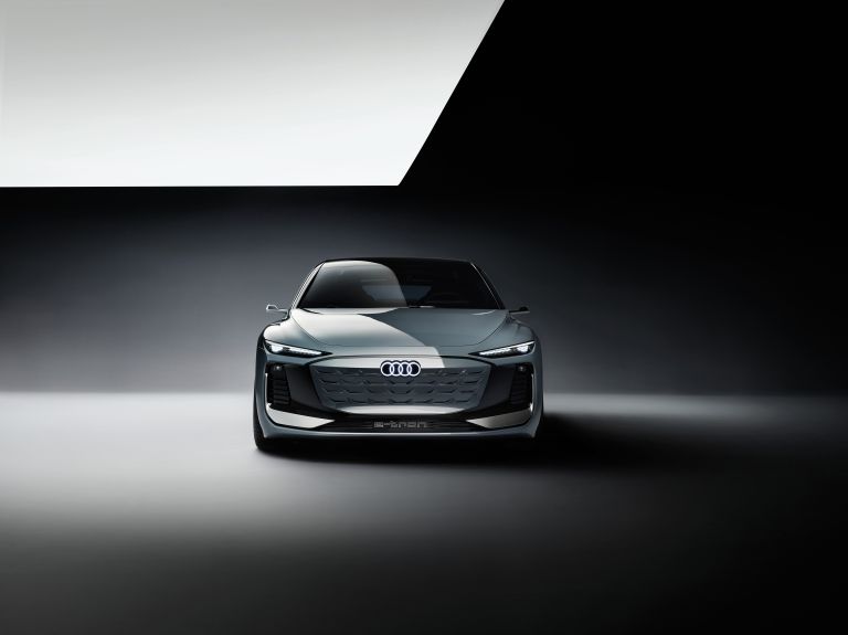 2022 Audi A6 Avant e-tron concept 666732