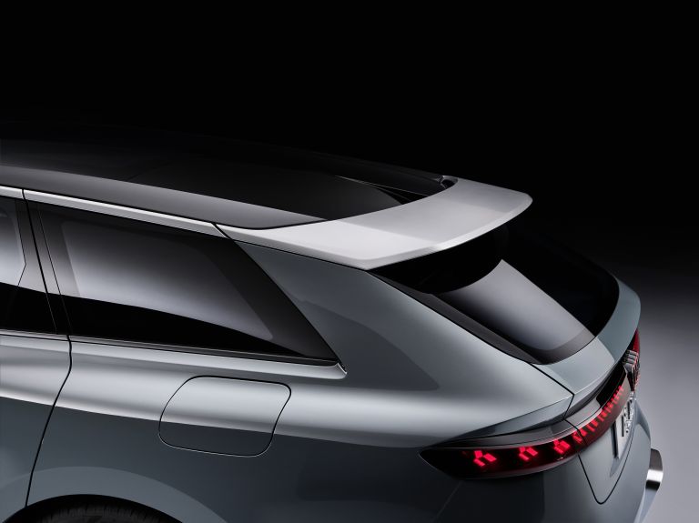2022 Audi A6 Avant e-tron concept 666743