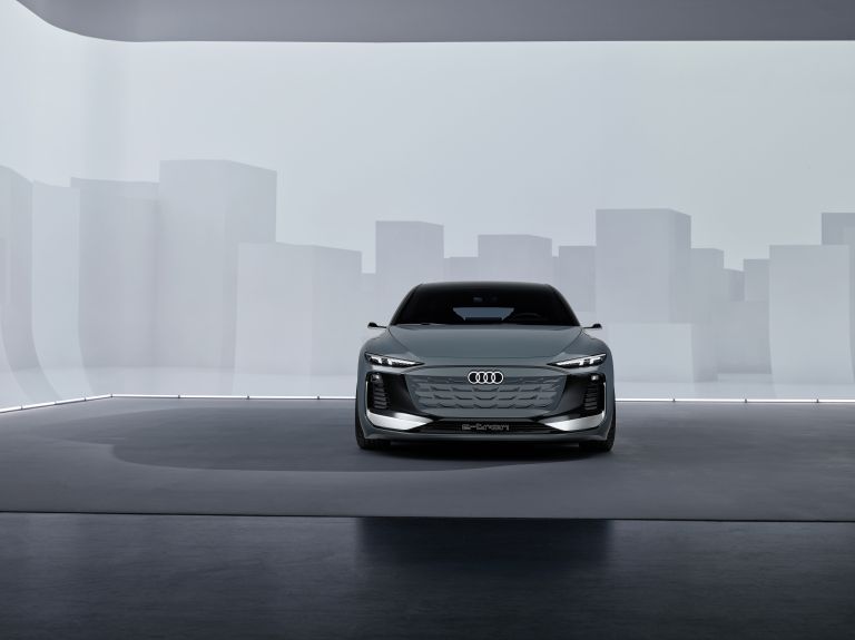 2022 Audi A6 Avant e-tron concept 666756