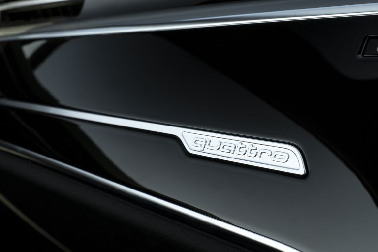 2022 Audi A8 L 50 TDI quattro - UK version 666848
