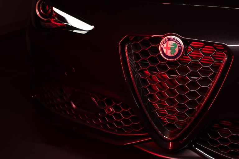 2022 Alfa Romeo Giulia Estrema 668562