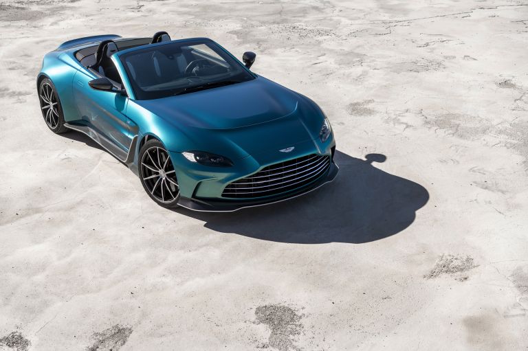2023 Aston Martin V12 Vantage roadster 683800