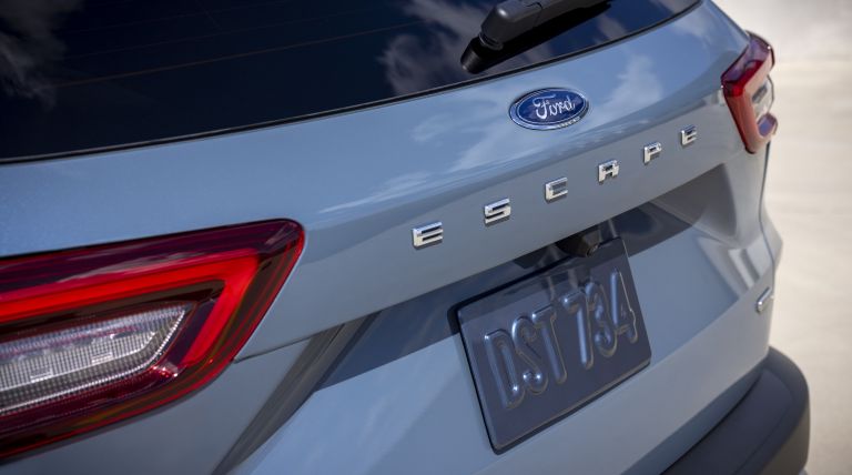 2023 Ford Escape Plug-In Hybrid 692684