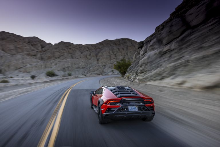2024 Lamborghini Huracán Sterrato 722428