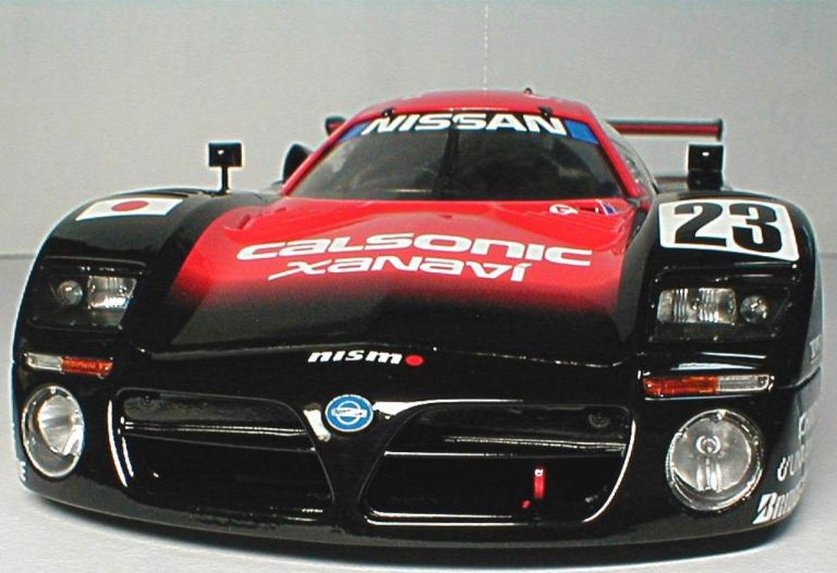 1998 Nissan R390 GT1 528810