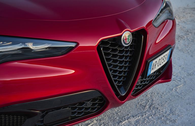 2023 Alfa Romeo Stelvio Veloce Q4 706964
