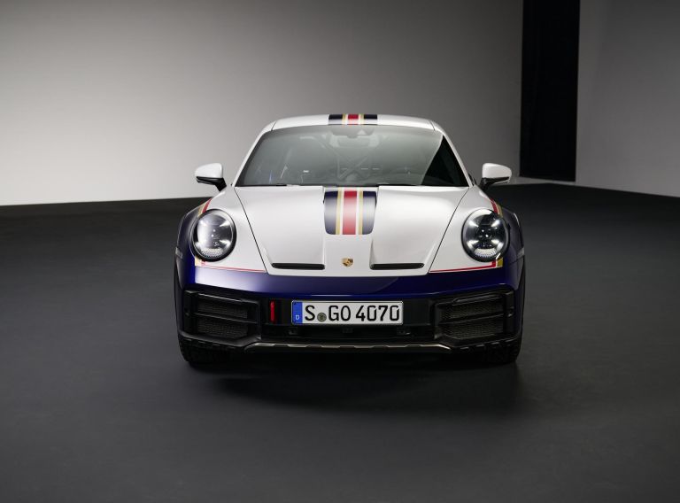 2023 Porsche 911 ( 992 ) Dakar Rallye Design Package 711357