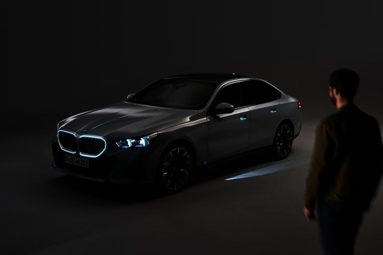 2024 BMW 530e ( G60 ) 723648