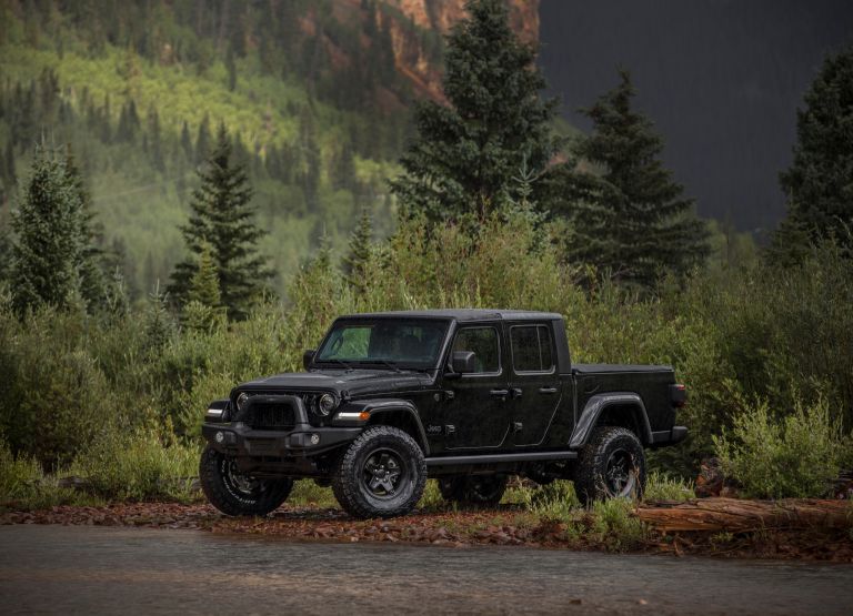 2024 Jeep Gladiator Willys with upfit package by AEV 735221