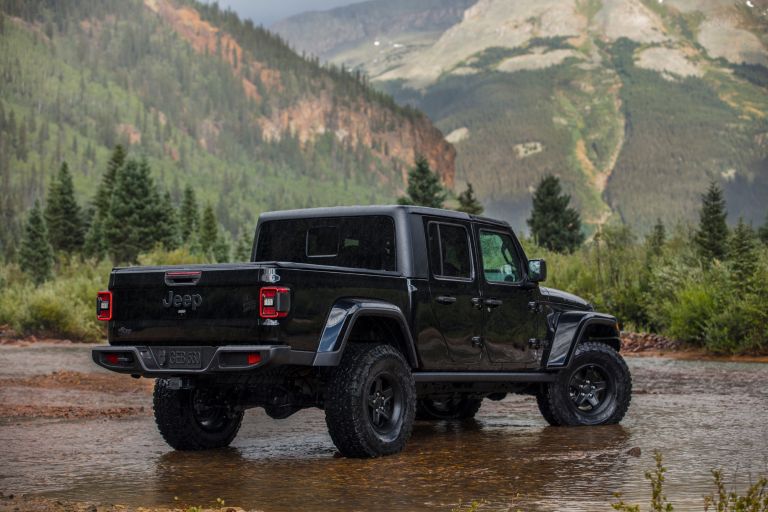 2024 Jeep Gladiator Willys with upfit package by AEV 735223