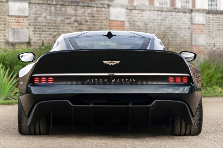 2021 Aston Martin Victor 748179