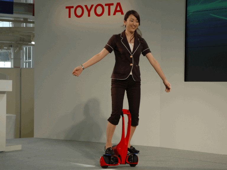 2008 Toyota Winglet - personal transport assistance robot 235261