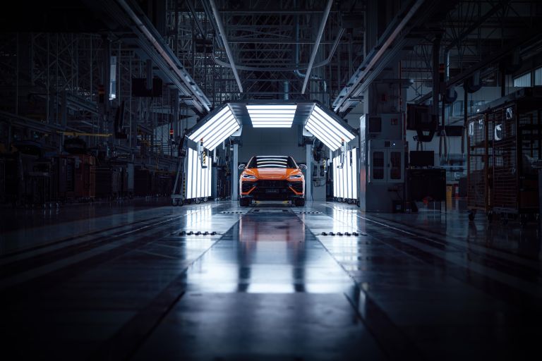 2025 Lamborghini Urus SE 761731