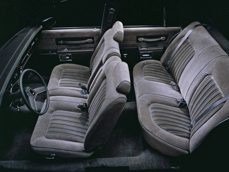 1988 Chevrolet Caprice Brougham LS 242666