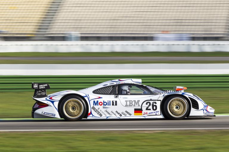1998 Porsche 911 ( 996 ) GT1 race car 723084