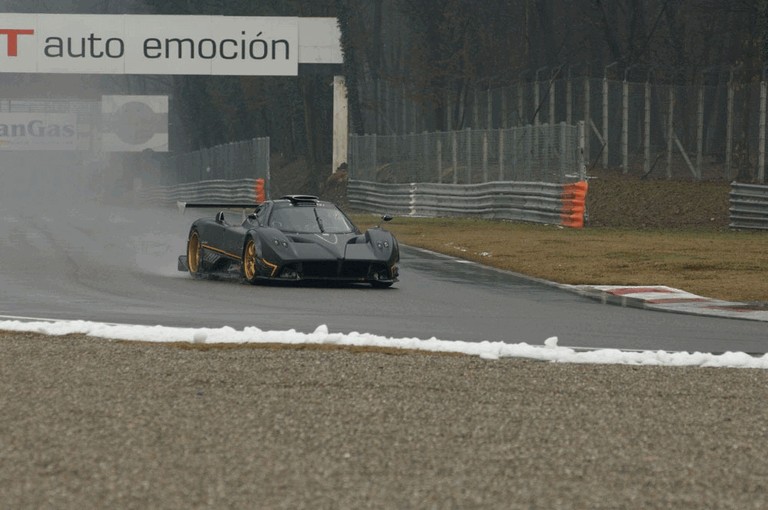 2009 Pagani Zonda R - track debut on Monza circuit 248522