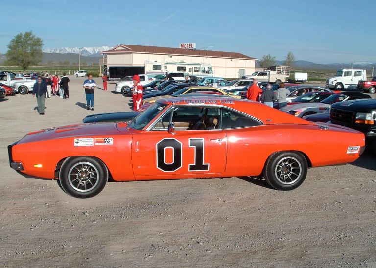 1969 Dodge Charger ( Dukes of Hazzard - General Lee ) 530288