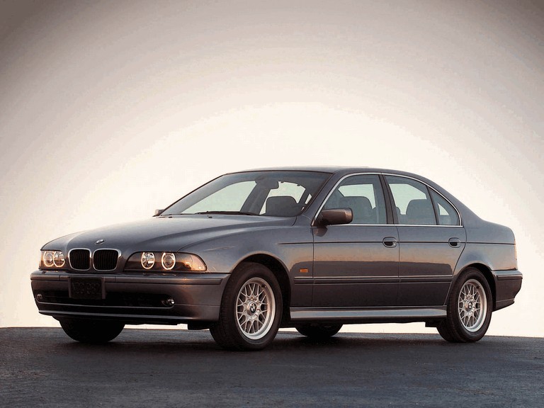 2000 BMW 525i ( E39 ) 260345