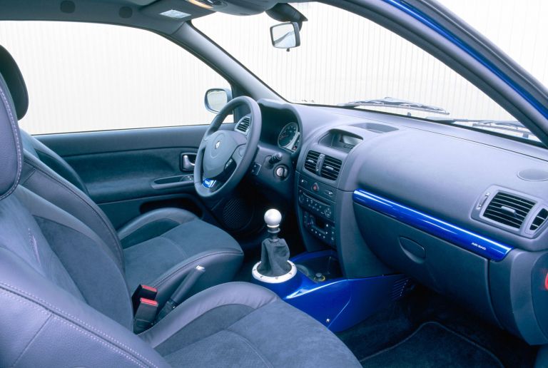 2003 Renault Clio V6 530631