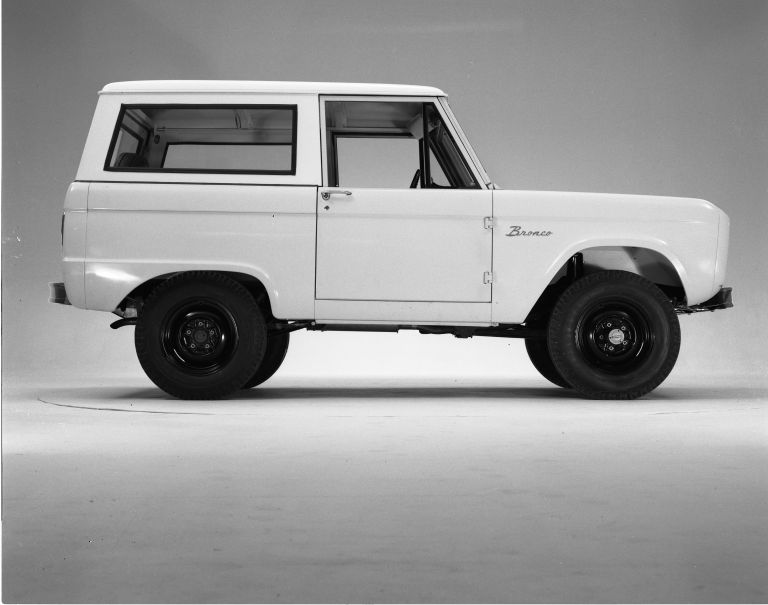 1966 Ford Bronco 592097
