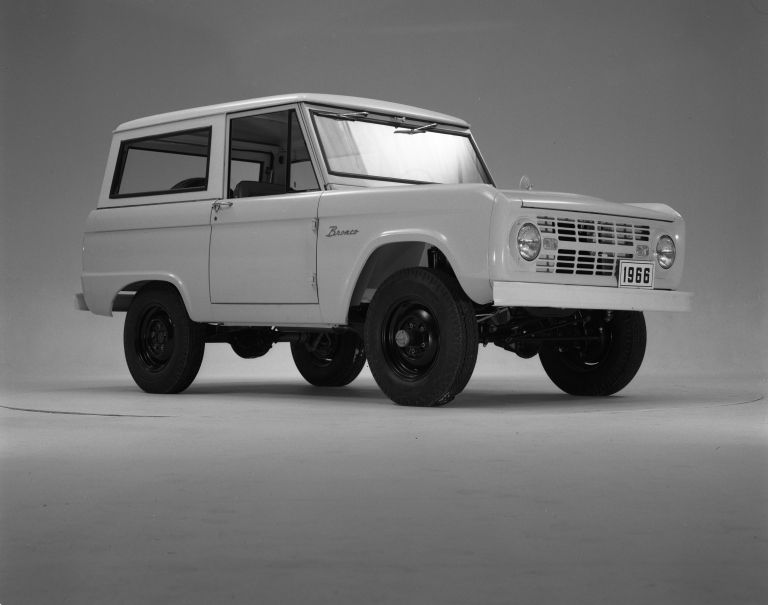 1966 Ford Bronco 592099