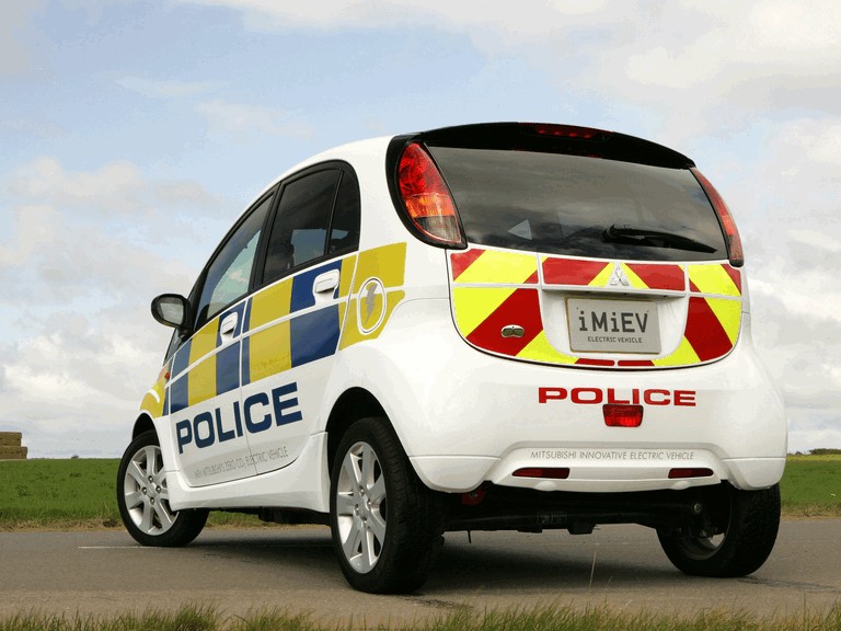 2009 Mitsubishi iMiEV - UK Police Car 267495
