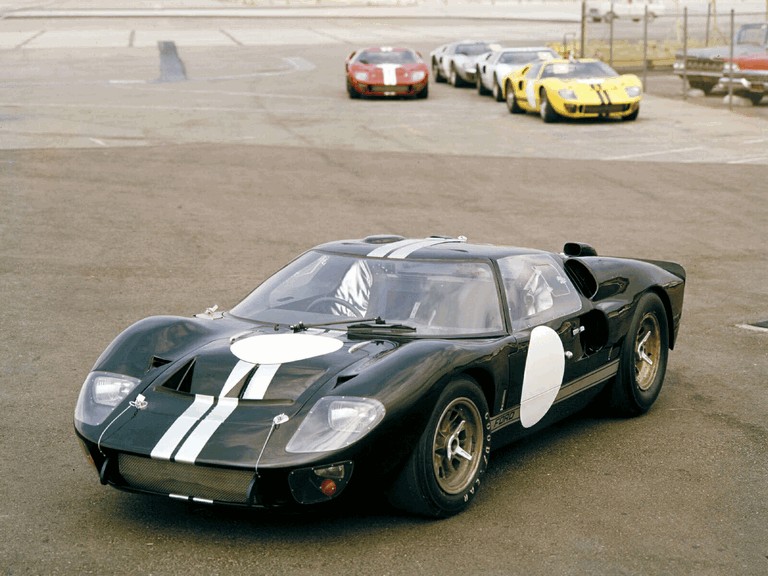1966 Ford GT40 Le Mans race car 268905