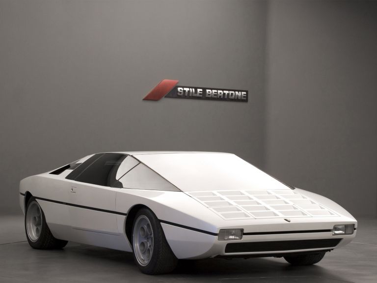 1974 Lamborghini Bravo P114 concept by Bertone 518590