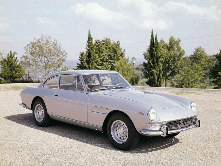 1965 Ferrari 330 GT 2+2 series II 279873