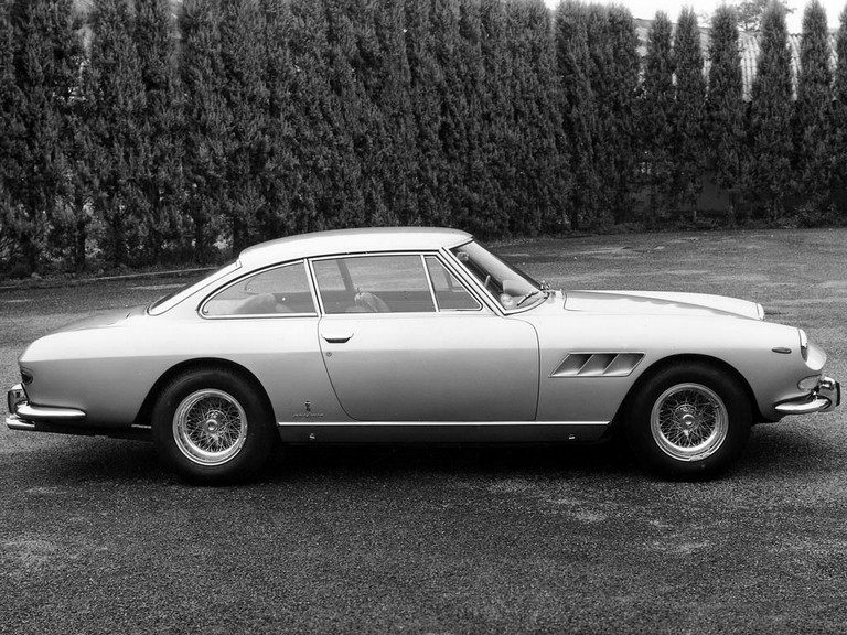 1965 Ferrari 330 GT 2+2 series II 279876