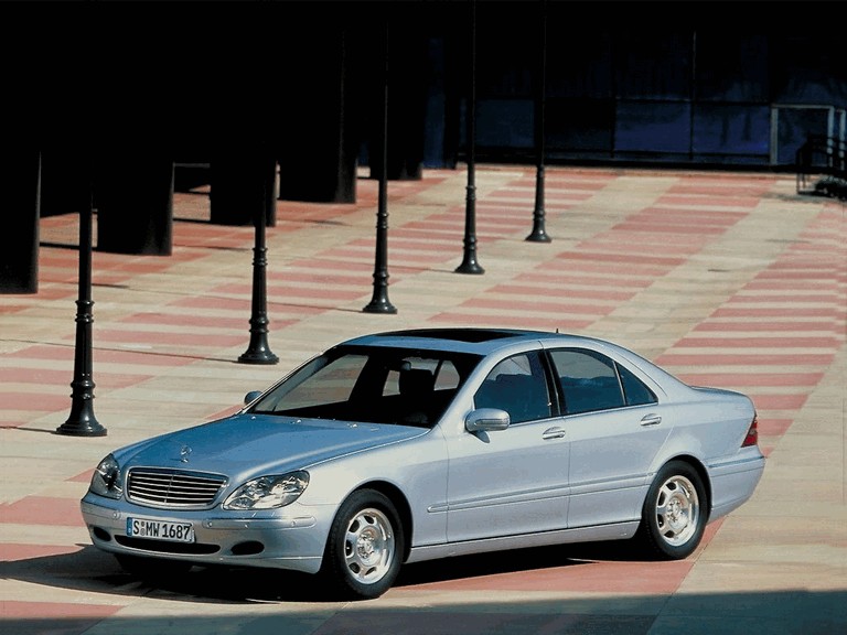 1998 Mercedes-Benz S320 ( W220 ) 281077
