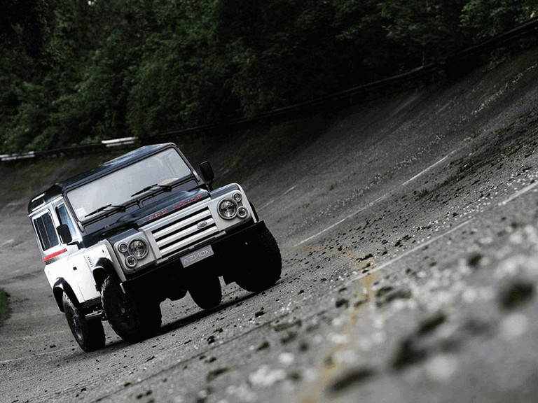 2010 Land Rover Defender by Aznom 283039