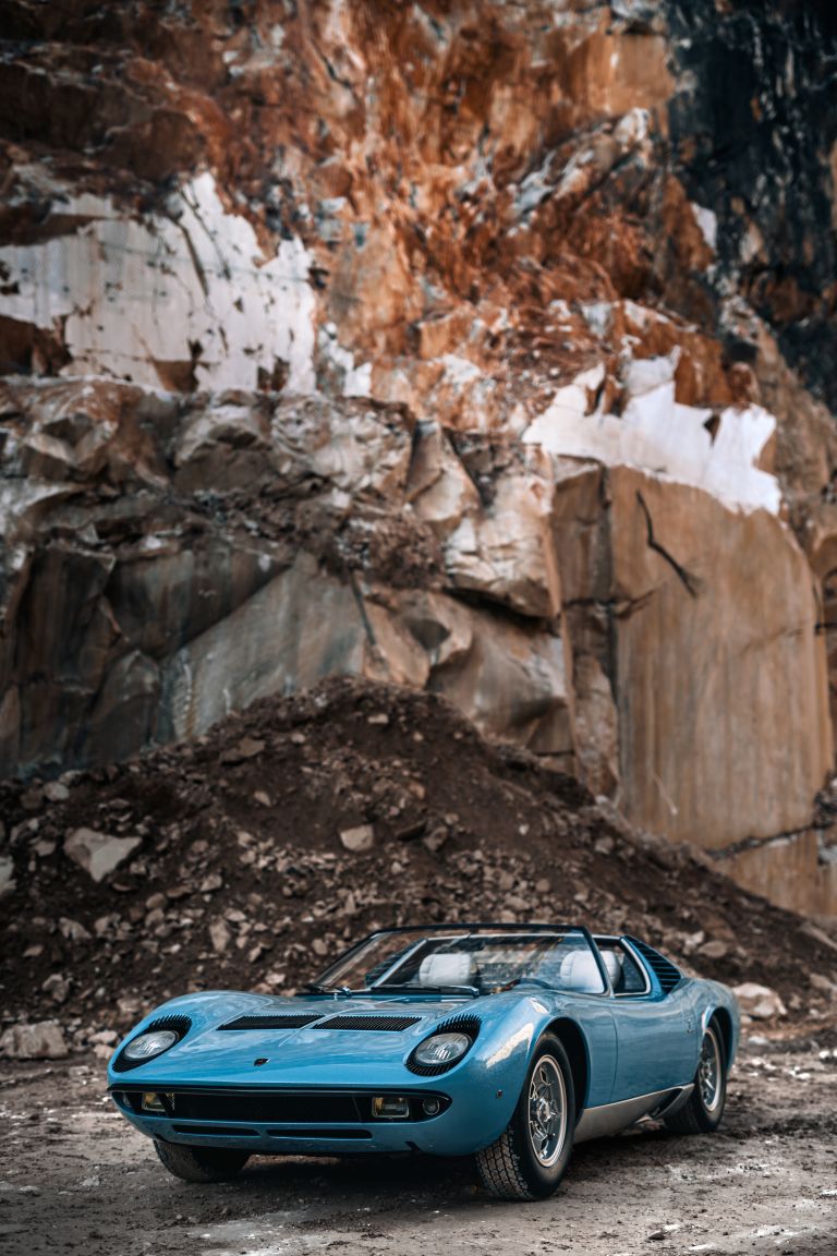 1968 Lamborghini Miura Roadster 691250