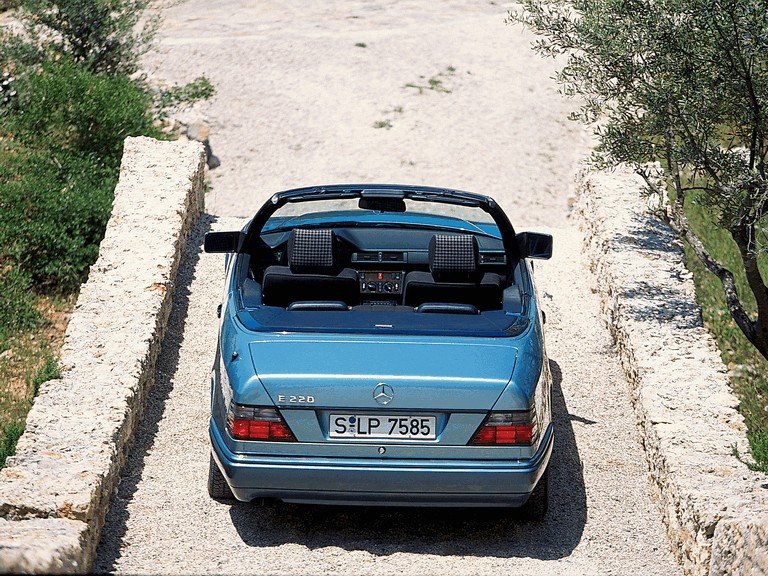 1993 Mercedes-Benz E220 ( A124 ) cabriolet 292812