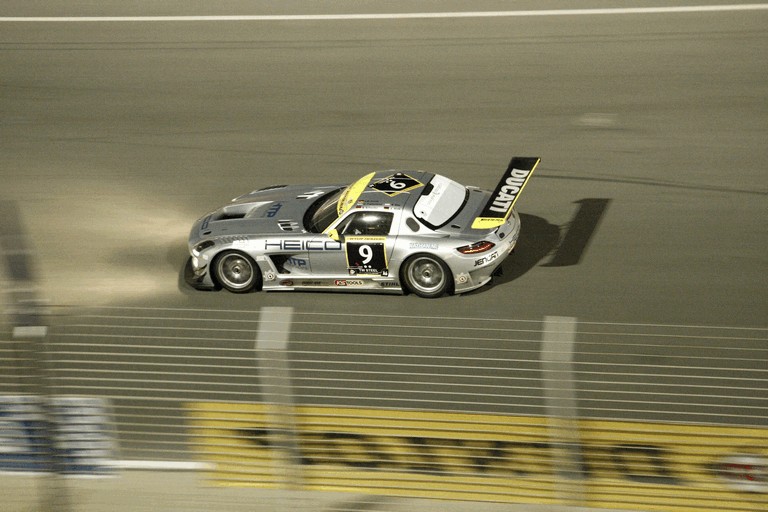 2011 Mercedes-Benz SLS AMG GT3 ( 24-hour Dubai ) 297554