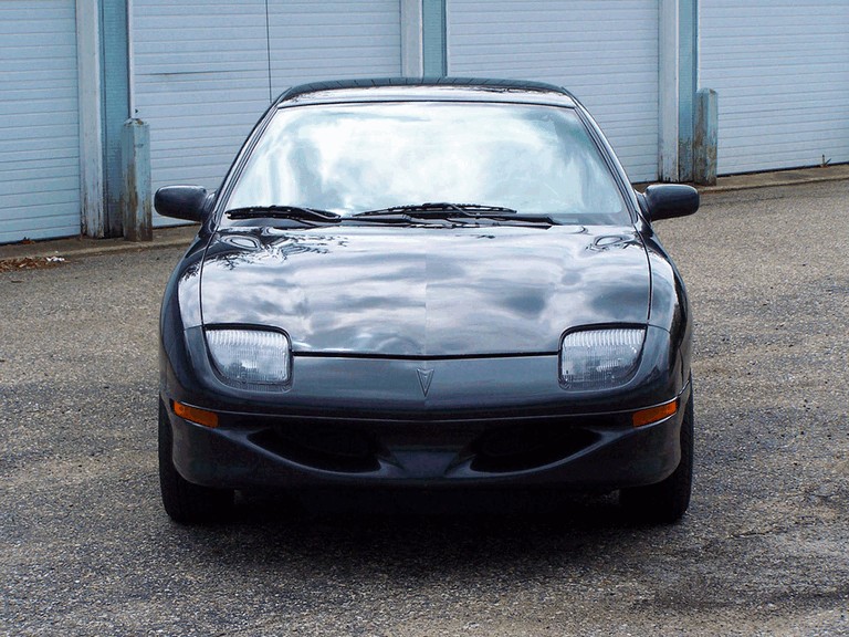 1995 Pontiac Sunfire coupé 300100