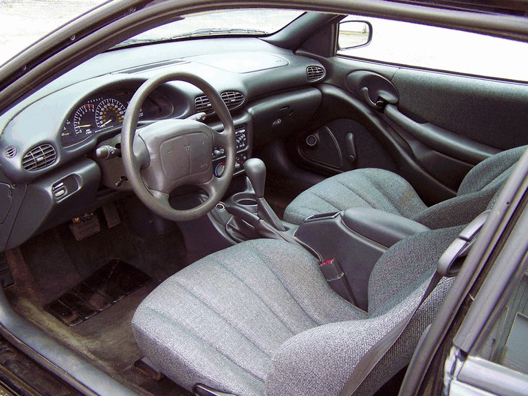 1995 Pontiac Sunfire coupé 300109