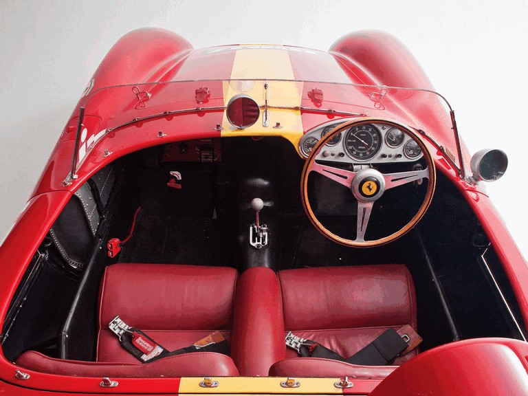 1957 Ferrari 500 TRC spider 301761