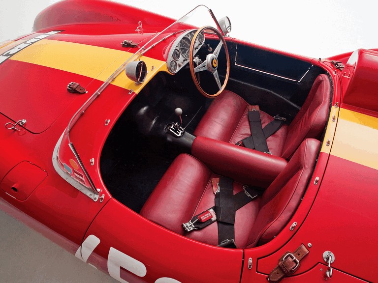 1957 Ferrari 500 TRC spider 301762