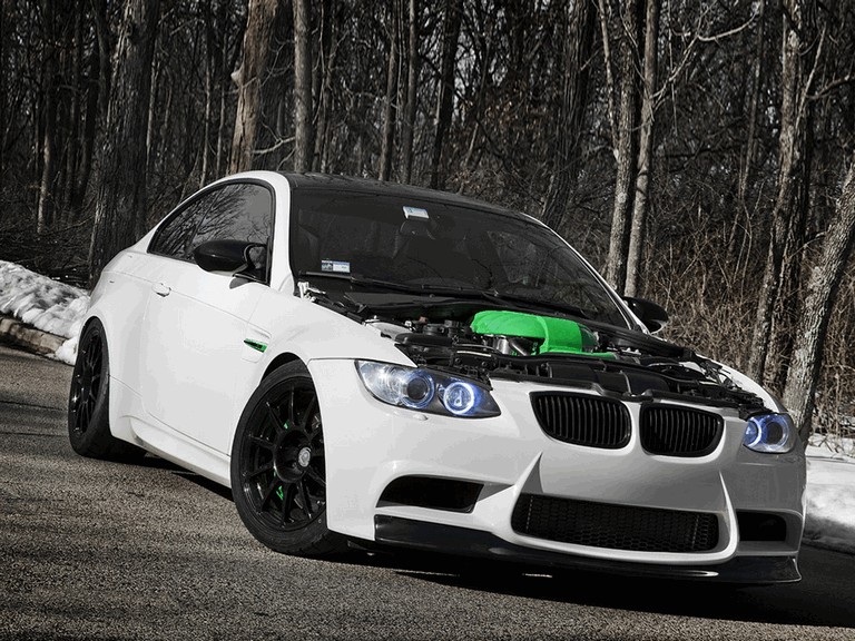 2010 IND Distribution M3 Green Hell ( based on BMW M3 E92 ) 302568