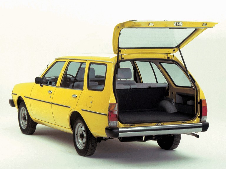 1978 Mazda 323 ( FA ) station wagon 303956