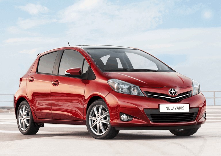 2012 Toyota Yaris Free high resolution car images