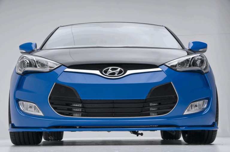 2011 Hyundai Veloster by PM Lifestyle 320470