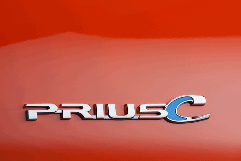 2011 Toyota Prius c 329218