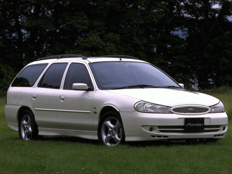 1996 Ford Mondeo GT station wagon - Japan version 327388