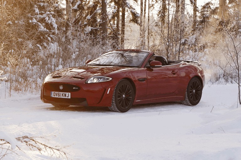 2012 Jaguar XKR-S Convertible on Ice Drives in Finland 332038