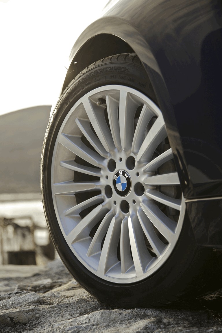 2012 BMW 335i Luxury - UK version 332997