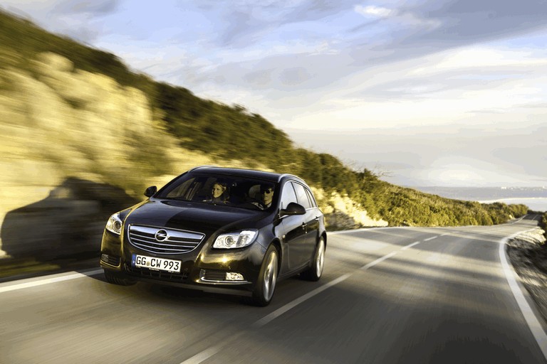 2012 Opel Insignia Sports Tourer BiTurbo CDTI - Free high